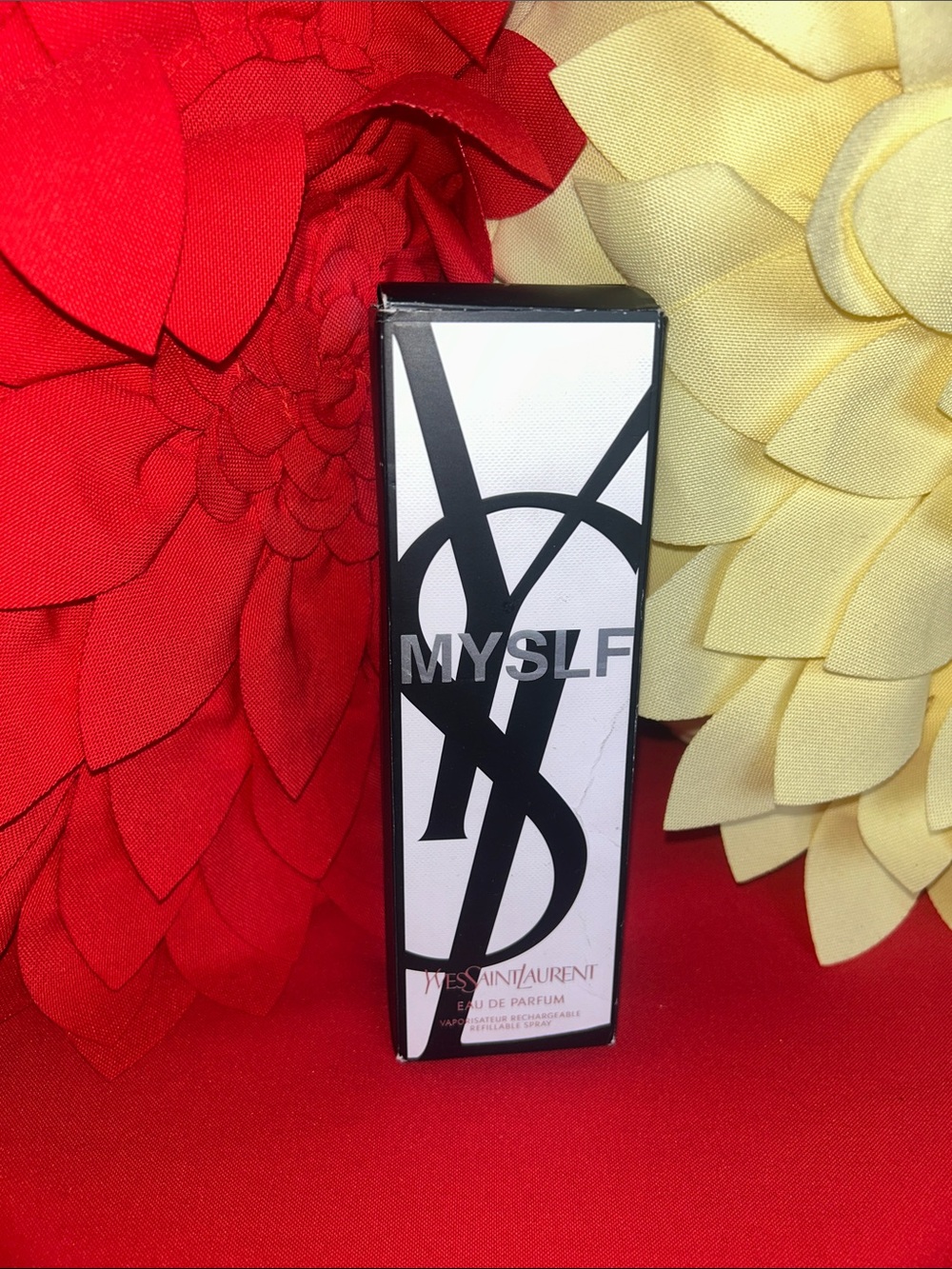 🎄Yves Saint Laurent MYSLF Eau de Parfum - Black & White Packaging🎄
